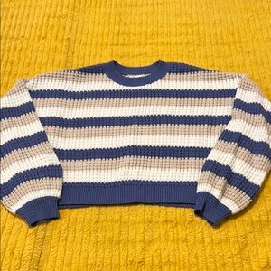 Hollister Women’s Crop Sweater